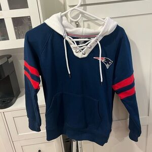 New England Patriots Lace-Up Hoodie small